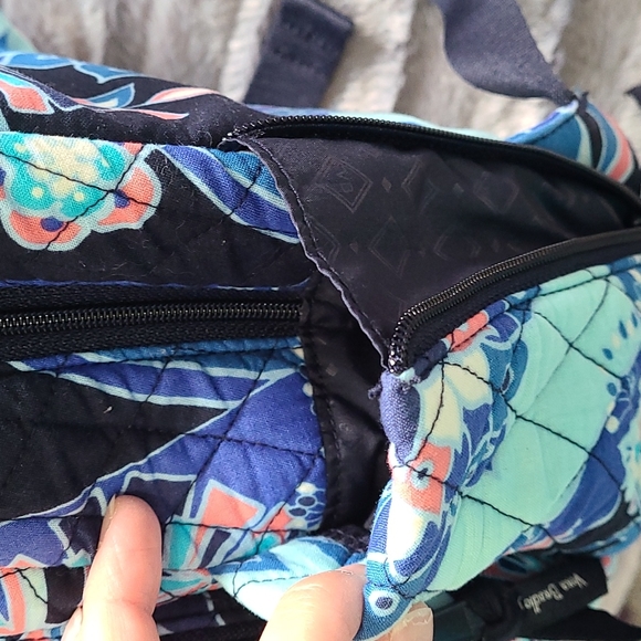 ❌️SOLD❌️ Vera Bradley Lotus Flower Swirl Backpack - Picture 7 of 9